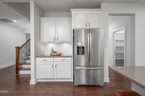 942 River Bark Place Cary NC 27519