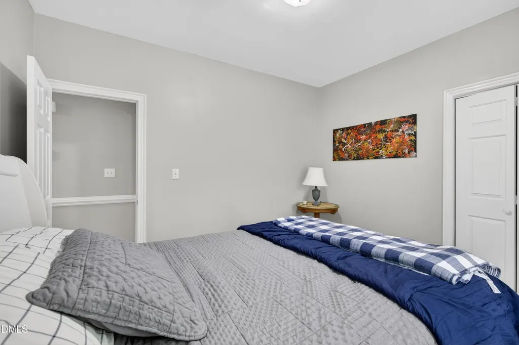 8313 Wycombe Lane Raleigh NC 27615