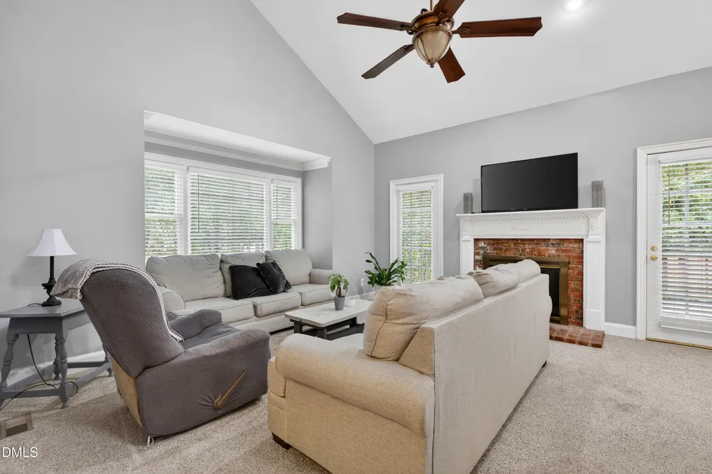 8313 Wycombe Lane Raleigh NC 27615