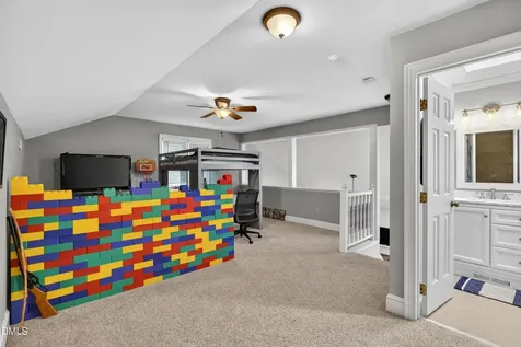 8313 Wycombe Lane Raleigh NC 27615