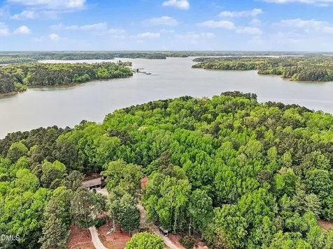 96 Holly Circle Henderson NC 27537