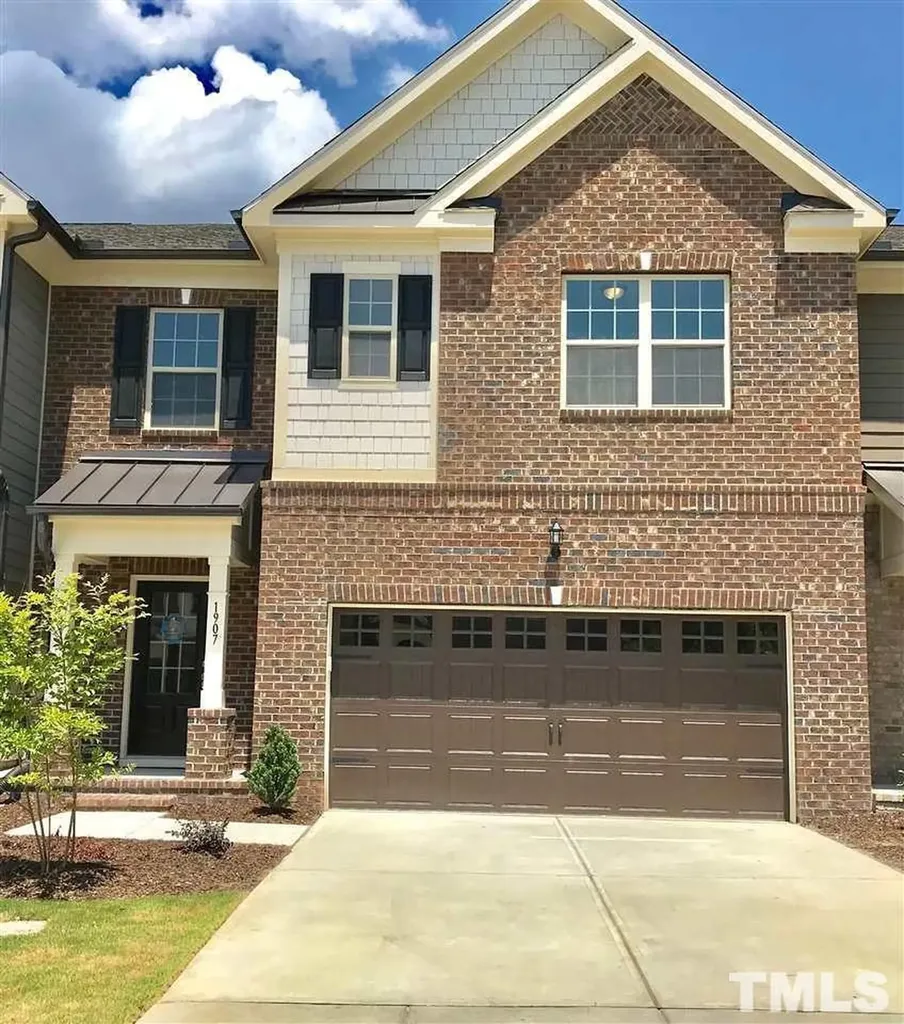 1907 Blue Jay Point Apex NC 27502