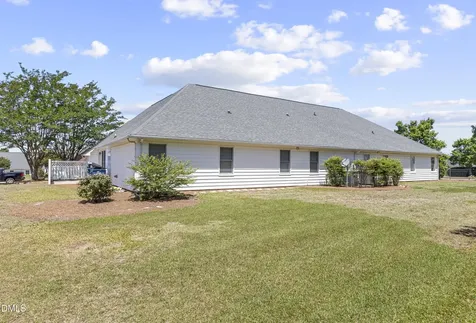 103 Chadbury Drive Dunn NC 28334