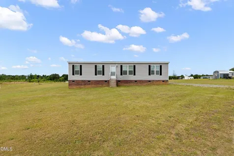 2890 Junior Road Kenly NC 27542