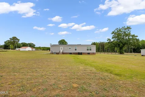 2890 Junior Road Kenly NC 27542