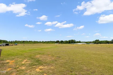 2890 Junior Road Kenly NC 27542