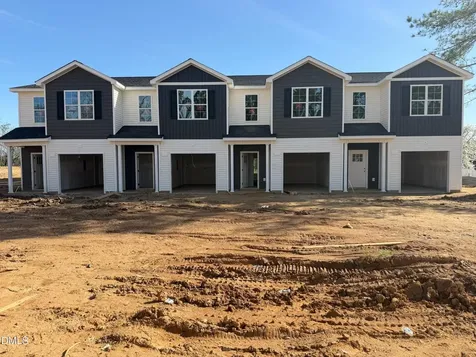 324 Shelton Place Fayetteville NC 28301