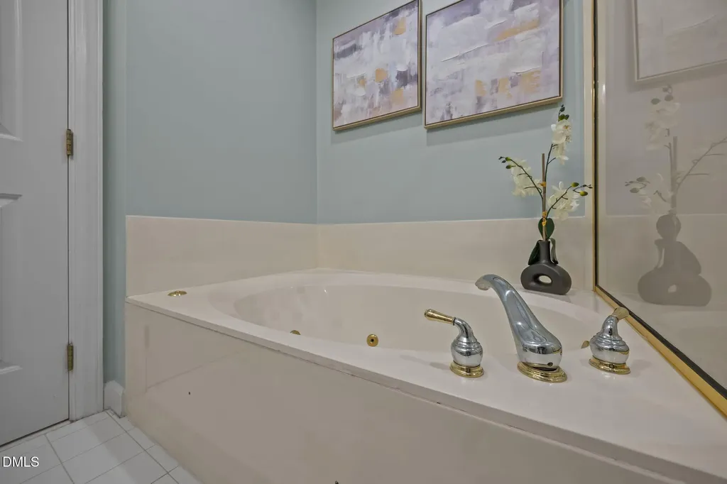 3409 Sir Colleton Court Raleigh NC 27612