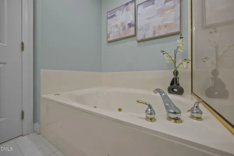 3409 Sir Colleton Court Raleigh NC 27612