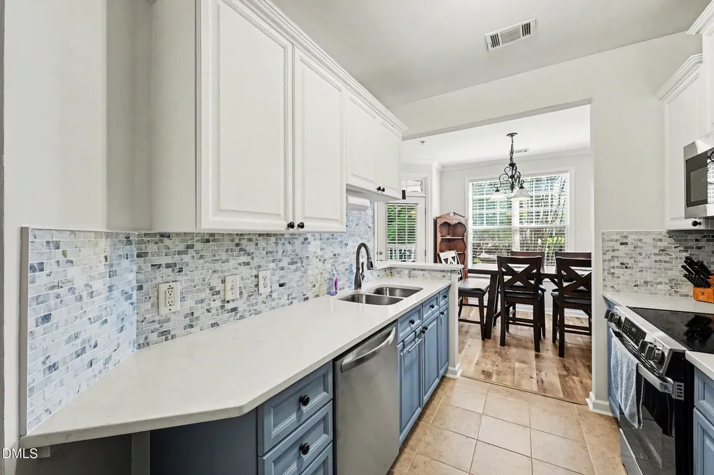 8221 Allyns Landing Way Raleigh NC 27615