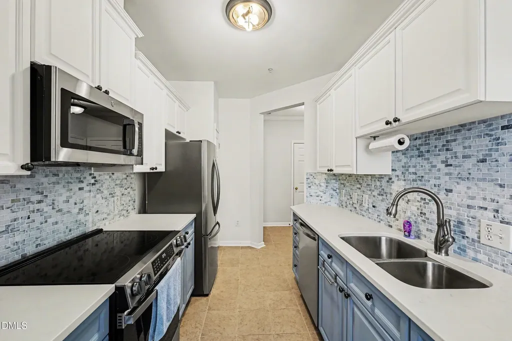 8221 Allyns Landing Way Raleigh NC 27615