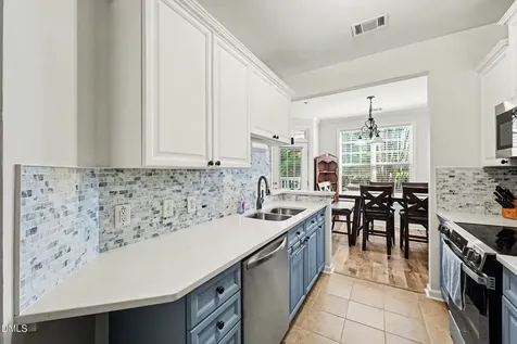 8221 Allyns Landing Way Raleigh NC 27615