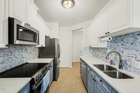8221 Allyns Landing Way Raleigh NC 27615