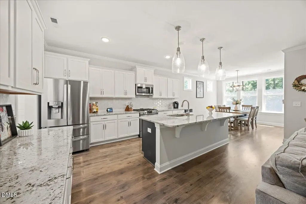 307 W Amber Oak Drive Selma NC 27576
