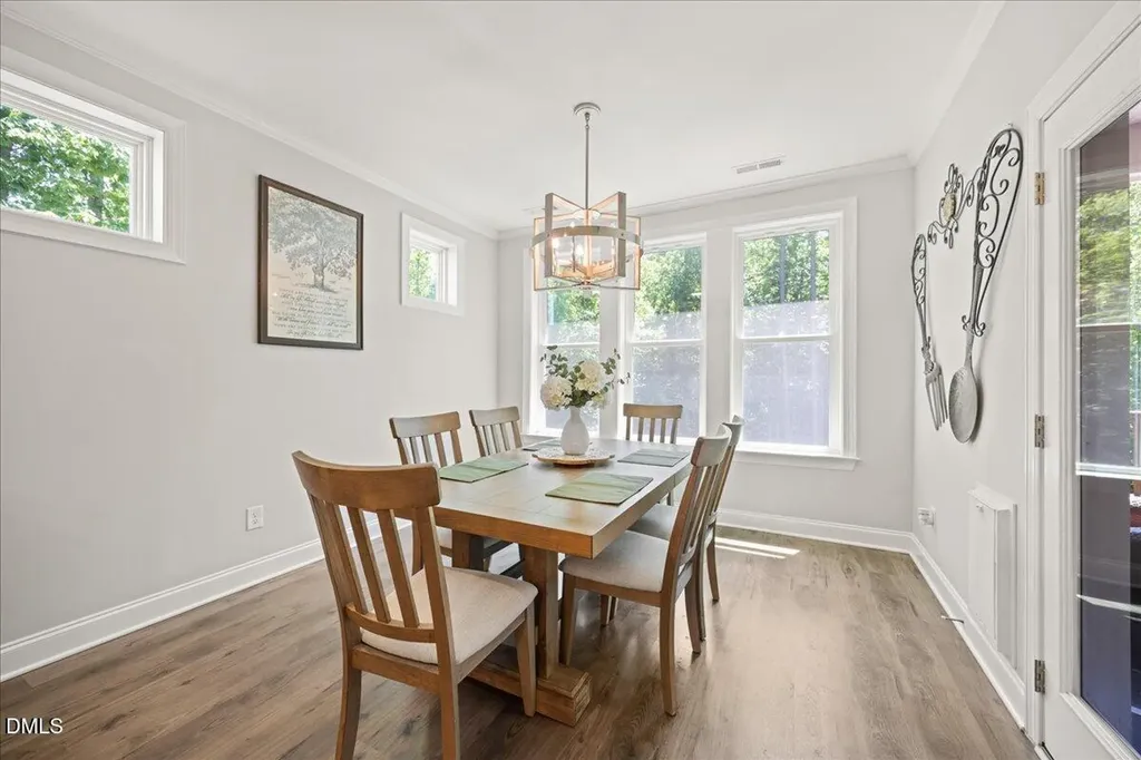 307 W Amber Oak Drive Selma NC 27576
