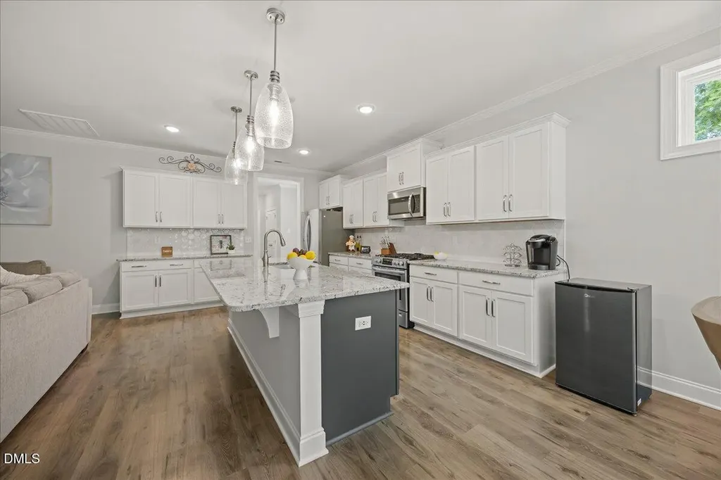 307 W Amber Oak Drive Selma NC 27576