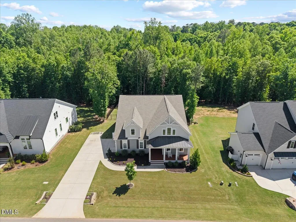 307 W Amber Oak Drive Selma NC 27576