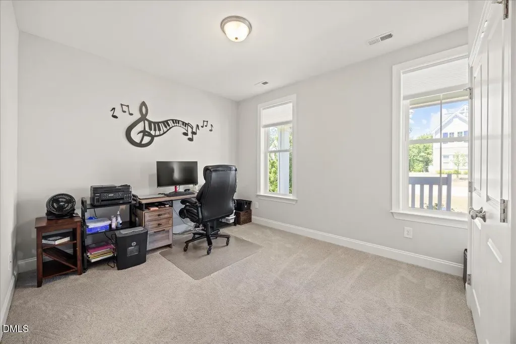 307 W Amber Oak Drive Selma NC 27576