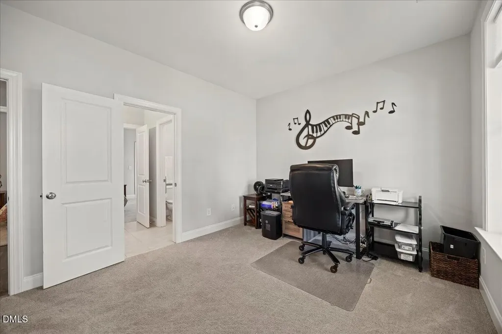 307 W Amber Oak Drive Selma NC 27576