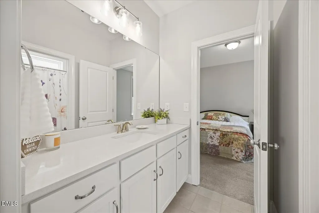 307 W Amber Oak Drive Selma NC 27576