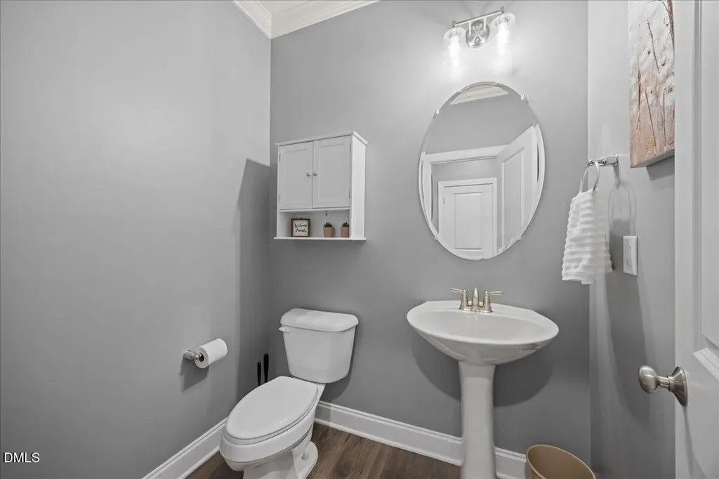 307 W Amber Oak Drive Selma NC 27576
