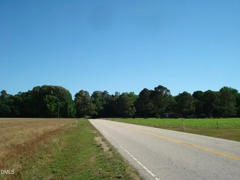 00 Nc 82 Highway Dunn NC 28334