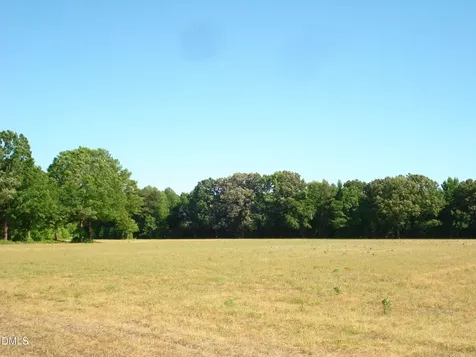 00 Nc 82 Highway Dunn NC 28334