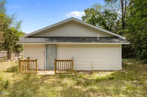 109 N Dunn Street Angier NC 27501