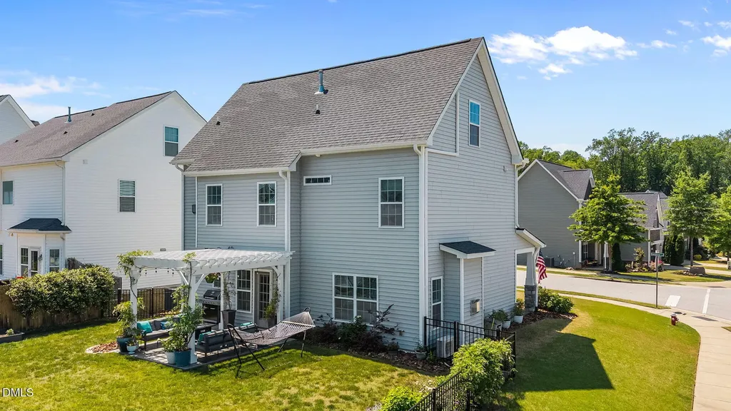 5329 Goosecross Way Fuquay Varina NC 27526