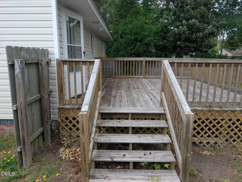 306 W Duke Street Dunn NC 28334