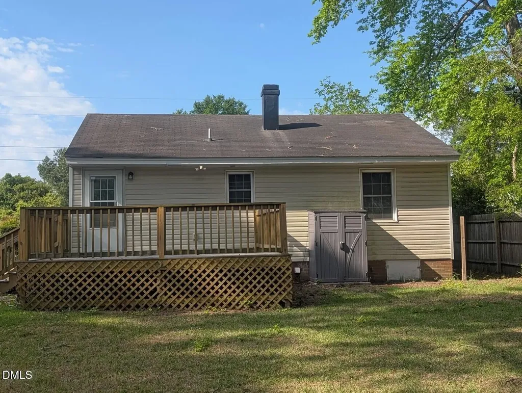 306 W Duke Street Dunn NC 28334