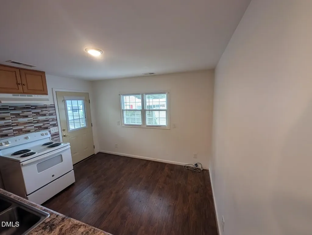 306 W Duke Street Dunn NC 28334