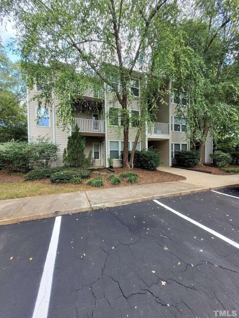 1300 Hillbrow Lane Raleigh NC 27615