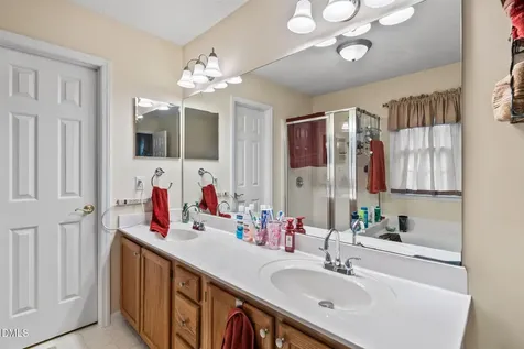 9104 Deerland Grove Drive Raleigh NC 27615