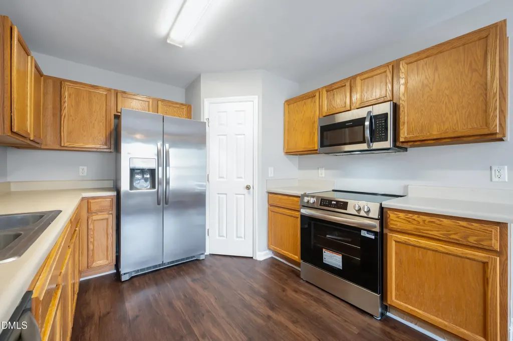 1532 Pebble Ridge Drive Raleigh NC 27610