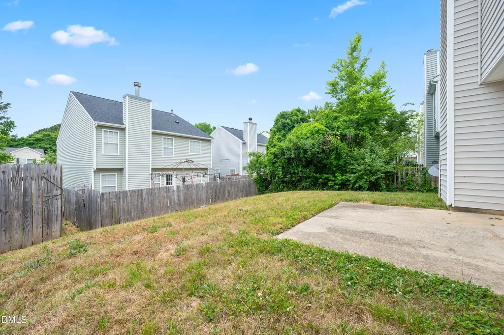 1532 Pebble Ridge Drive Raleigh NC 27610