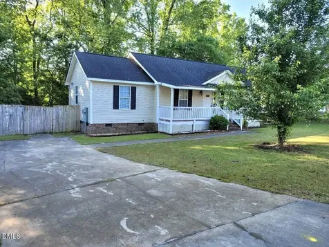 220 Regency Drive Nashville NC 27856