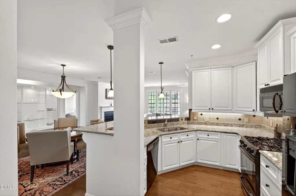 3920 Essex Garden Lane Raleigh NC 27612
