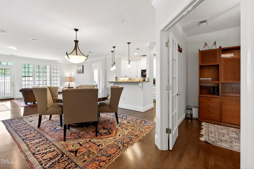 3920 Essex Garden Lane Raleigh NC 27612