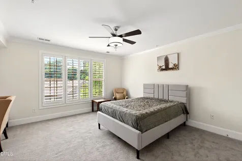 3920 Essex Garden Lane Raleigh NC 27612