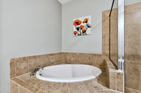 3920 Essex Garden Lane Raleigh NC 27612