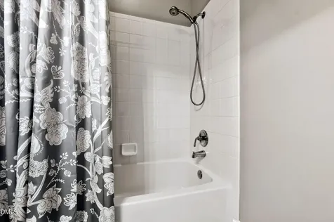 3920 Essex Garden Lane Raleigh NC 27612