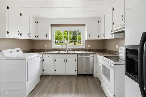 407 E Fremont Street Kenly NC 27542