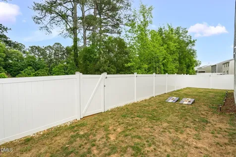 948 Berkeley Glen Road Zebulon NC 27597