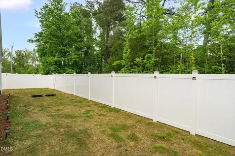 948 Berkeley Glen Road Zebulon NC 27597