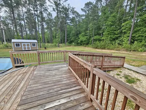 208 Loop Road Bunnlevel NC 28323