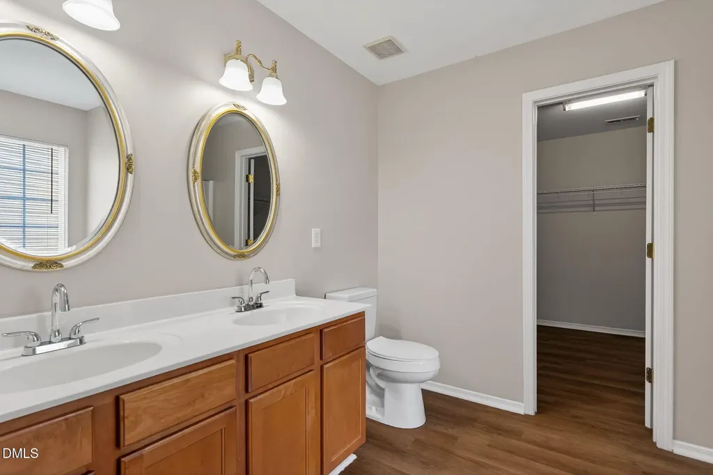 1008 Antside Court Raleigh NC 27610