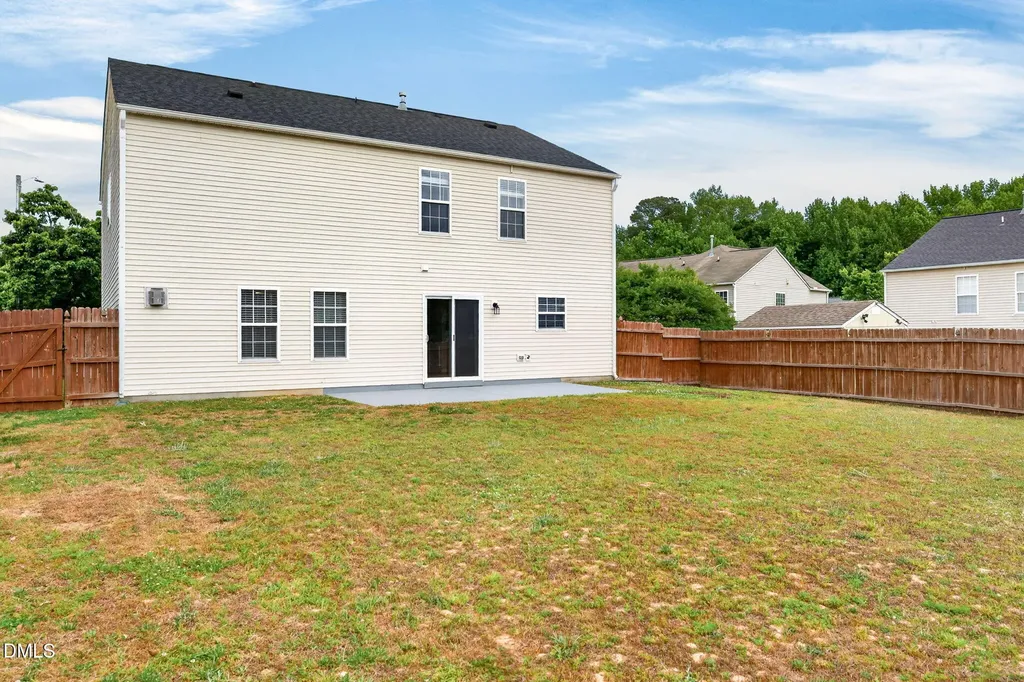 1008 Antside Court Raleigh NC 27610