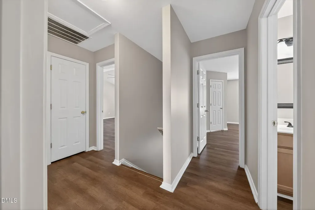 1008 Antside Court Raleigh NC 27610