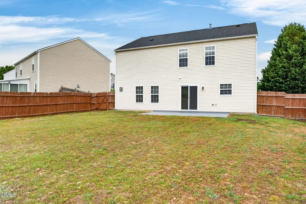 1008 Antside Court Raleigh NC 27610